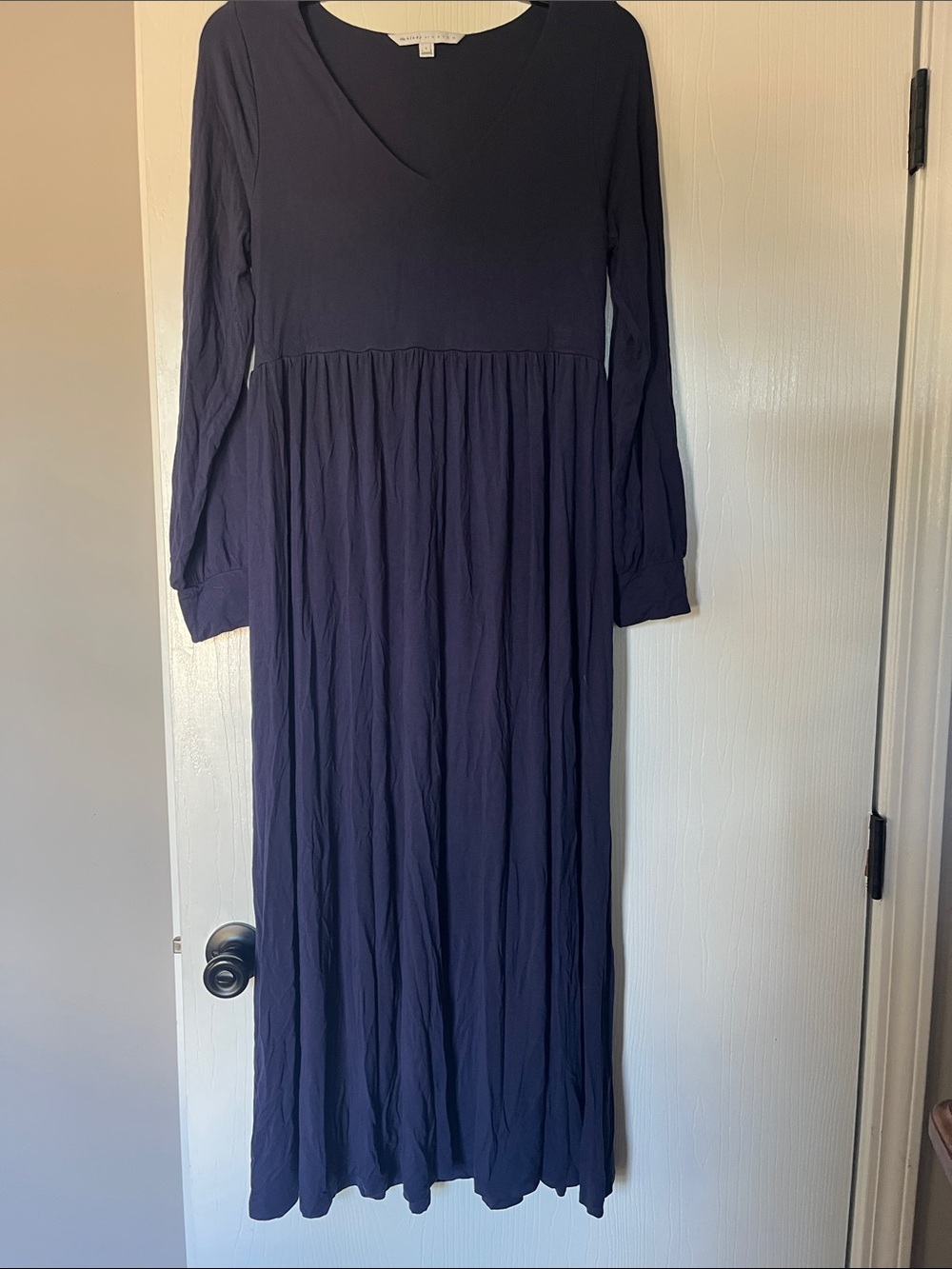 The Nines by HATCH Navy Long-Sleeve V-Neck Maxi Dress